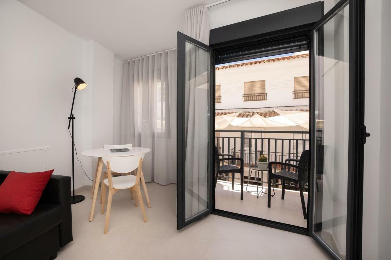 Apartamentos Mombasa 2 Planta Нерха Экстерьер фото