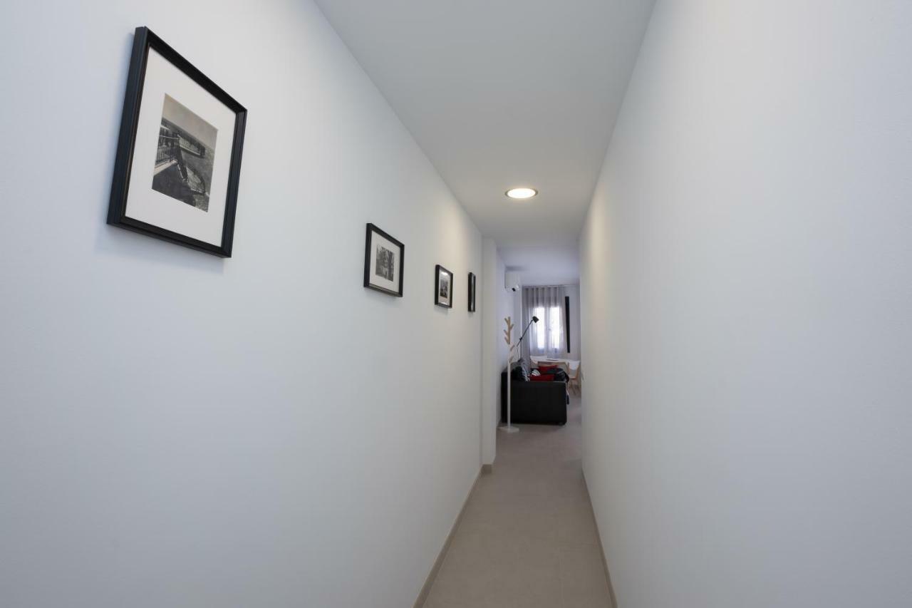 Apartamentos Mombasa 2 Planta Нерха Экстерьер фото