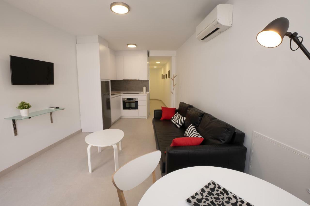 Apartamentos Mombasa 2 Planta Нерха Экстерьер фото