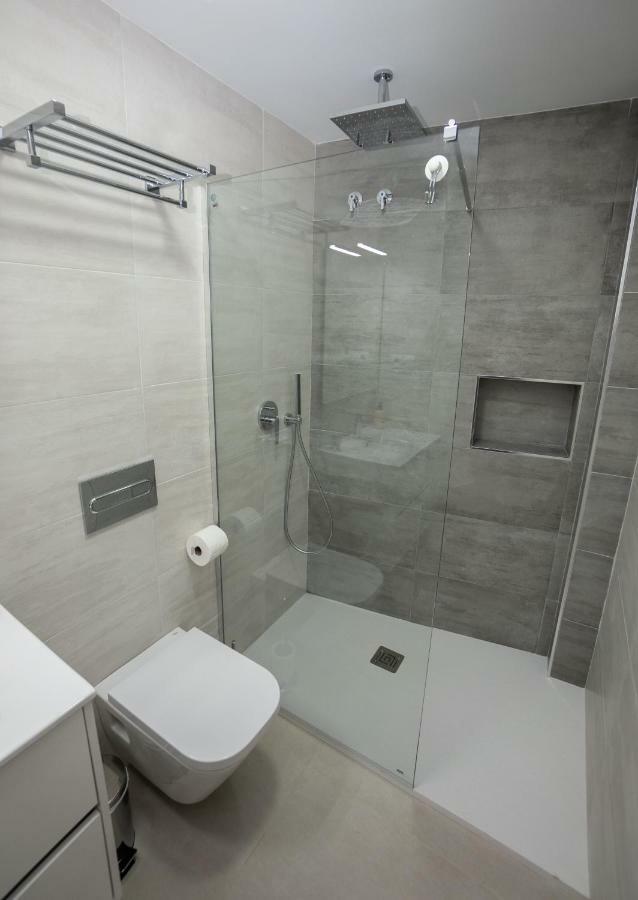 Apartamentos Mombasa 2 Planta Нерха Экстерьер фото