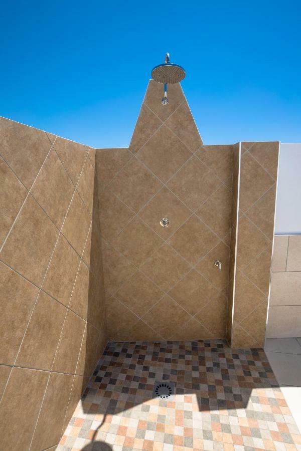 Apartamentos Mombasa 2 Planta Нерха Экстерьер фото