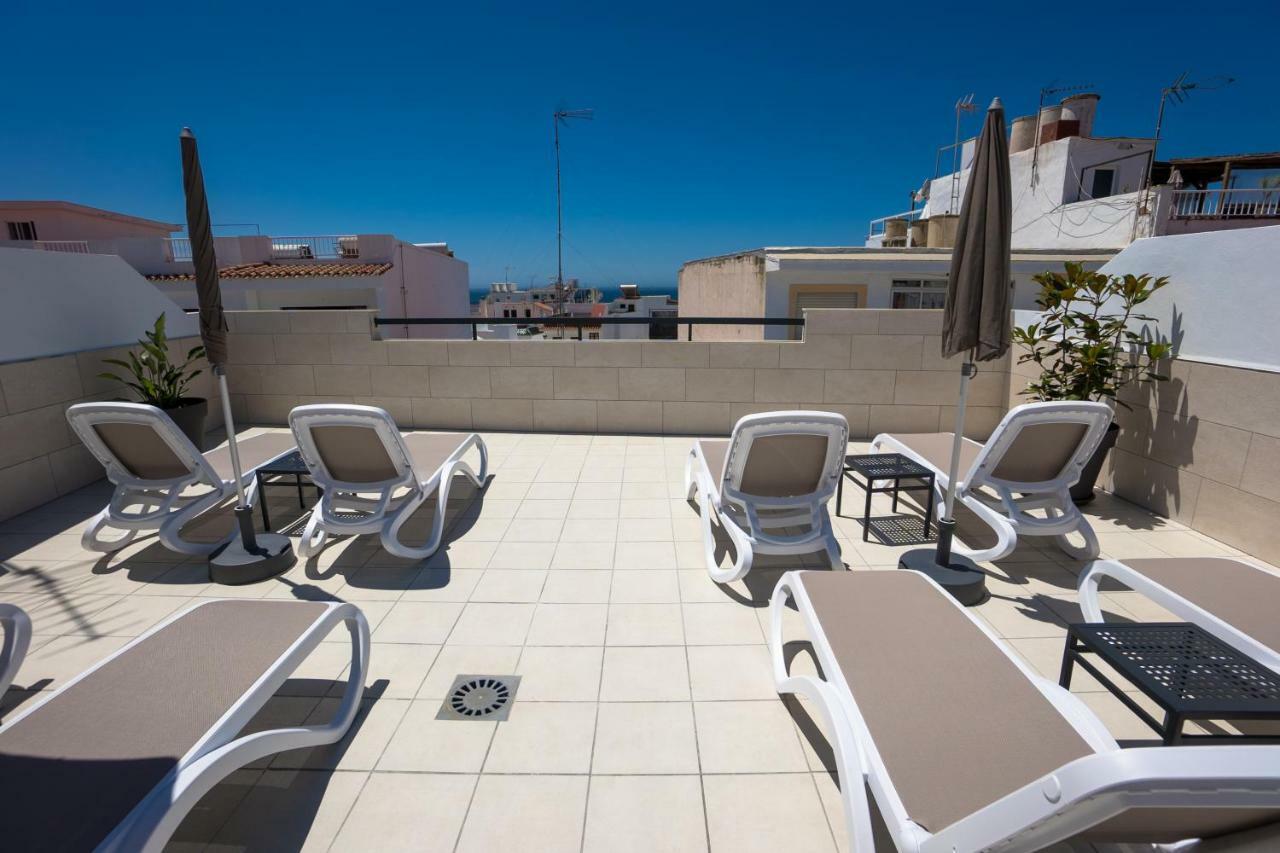 Apartamentos Mombasa 2 Planta Нерха Экстерьер фото